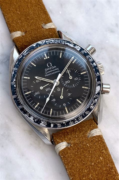 omega speedmaster 1969 vintage.